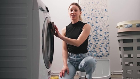 wasmachine met verstopte afvoer - Laura van Testaankoop herstelt